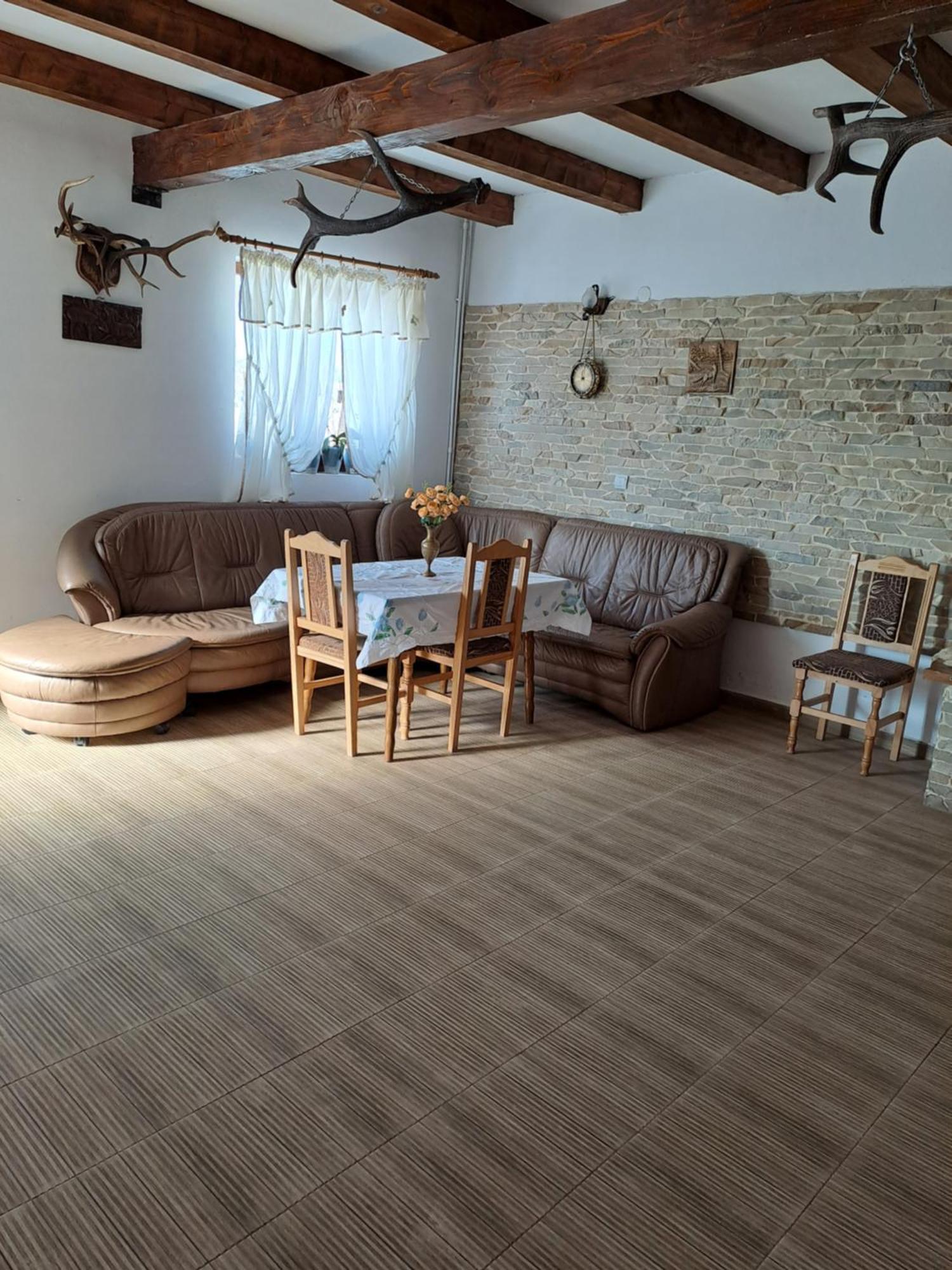 Casa Cristalul Muntilor Hotel Poiana Marului  Ruang foto