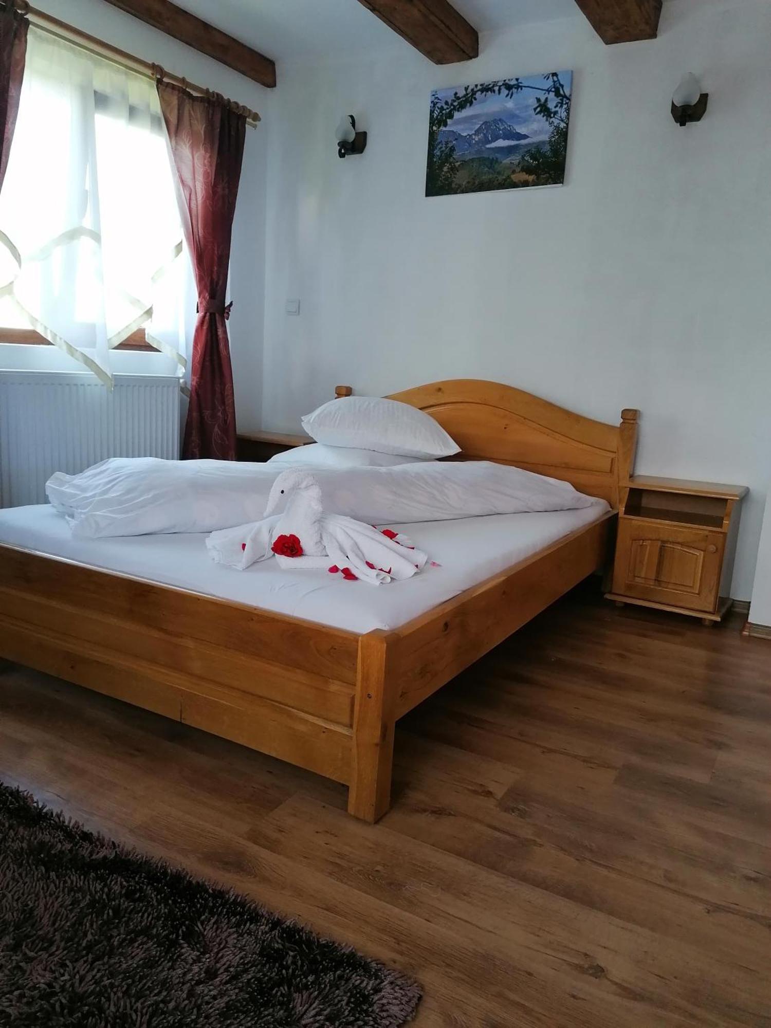 Casa Cristalul Muntilor Hotel Poiana Marului  Ruang foto